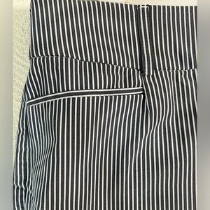 Lane Bryant Women's Ankle Pants The Allie Size 16 Straight Gray White Stripe